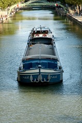 Obraz premium peniche et canal saint martin 2