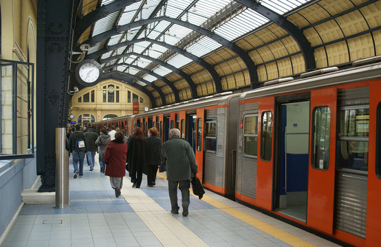 m&eacute;tro