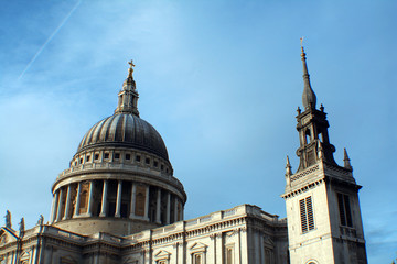 Fototapeta na wymiar St Paul Cathedral