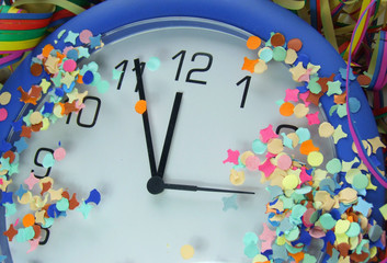 5 vor 12
