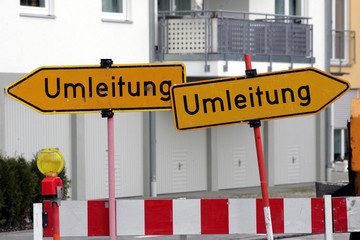Hinweisschilder Umleitung