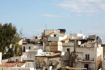 Fototapeta na wymiar view over villas in ibiza town