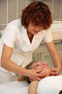 massage de la bouche
