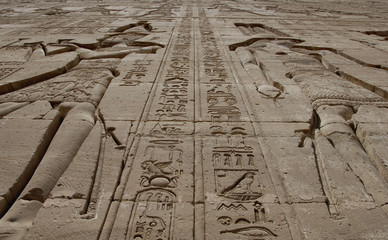 hieroglyphes en pers