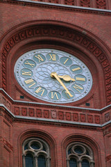 Turmuhr des Roten Tahauses in BErlin-Mitte