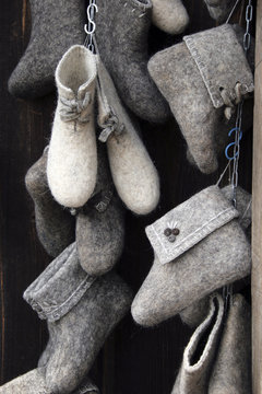 russian winter footwear - valenki