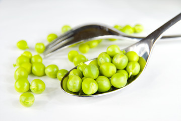 Fresh raw green peas