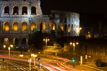colosseo di notte