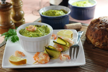 crevettes en brochette