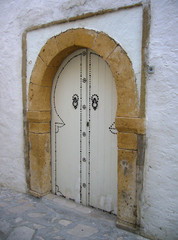 Puerta típica. Hammamet. Túnez