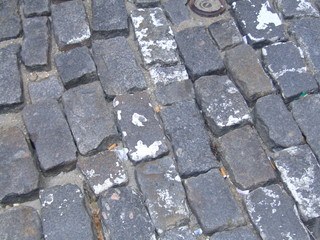 Adoquines de una calle en Porto, Portugal