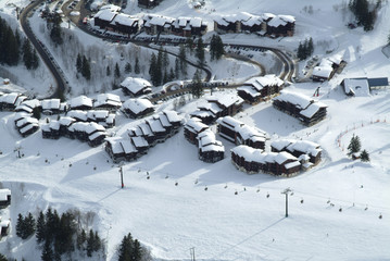 VUE AERIENNE .STATION DE SKI  VALMOREL © morane