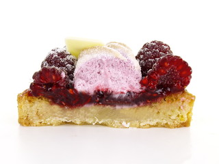 himbeer mousse tarteletts mit baiser
