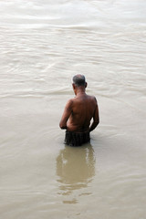 Baignade dans le gange