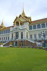 Fototapeta premium Sunset at the Royal Palace in Bangkok