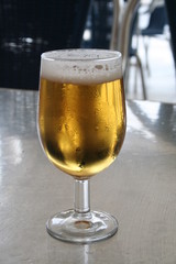 A glass of cold bier