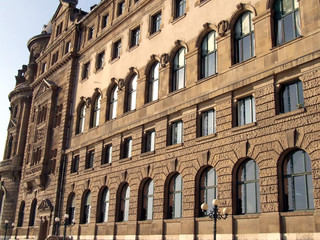 Fototapeta premium building with lots of windows