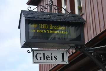 Gleis 1 Abfahrt zum Brocken