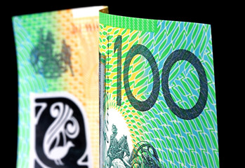 Australian one hundred dollar note 