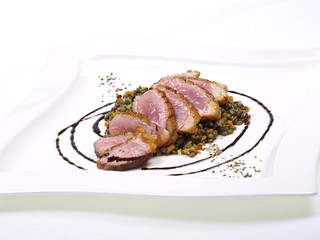 entenbrust an linsensalat