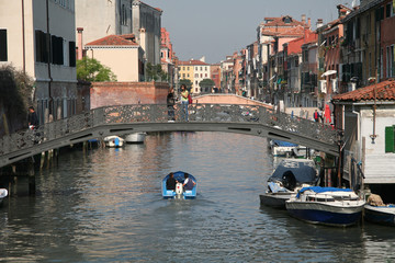 Obraz premium Pont métallique de Venise