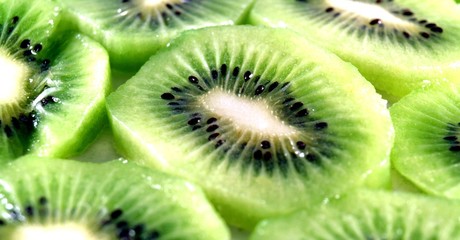 kiwi slices