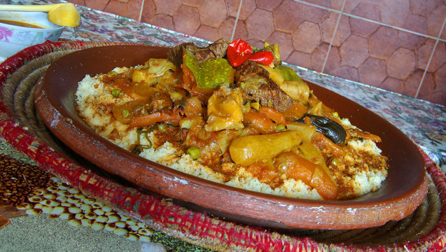 Echter traditioneller Couscous aus Marokko