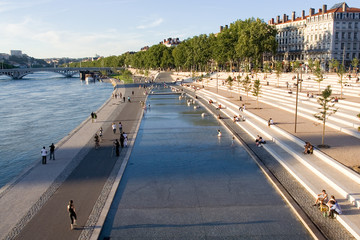 Berges du Rhône 2 - Augagneur