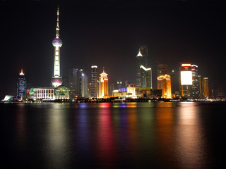 Fototapeta na wymiar Nocny widok na Szanghaj, Chiny