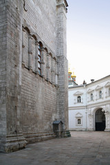 Fototapeta na wymiar Passage between the ancient buildings of the Moscow Kremlin