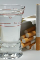 Alkohol und Nikotin