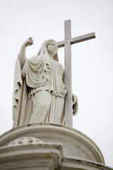 Obraz premium Cemetery Statue 2