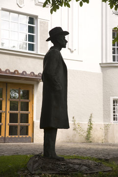 statue de bela bartok, mus&eacute;e bela bartok, budapest
