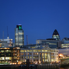 Fototapeta na wymiar London city skyline illuminated at night