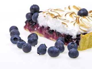 meringue kuchen mit blaubeeren