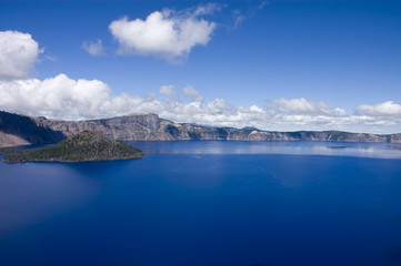Fototapeta na wymiar Wizard Island in Crater Lake a volcanic caldera