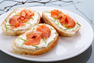 Smoked salmon with cream cheese