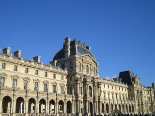 Fototapeta na wymiar Skrzydło Richelieu z Louvre, Paris
