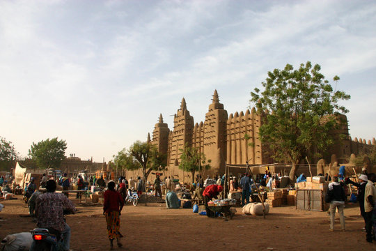 Mosqu&eacute;e Djenn&eacute; (patrimine Humanit&eacute; UNESCO)