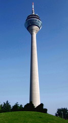 Obraz premium Düsseldorfer Fernsehturm 