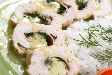 Stuffed chicken with rice 
