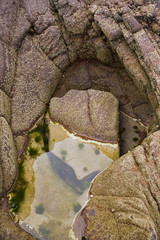 Bretagne : cap d'Erquy, rocher : trou d'eau
