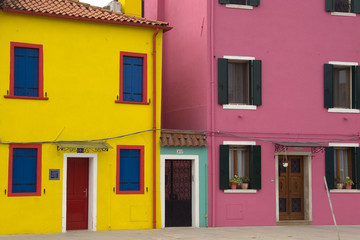 Fototapeta na wymiar Maisons colorées de Burano - Venise