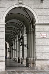 Fotobehang Arched passage next to the City Hall (Rathaus) in Vienna © Tupungato