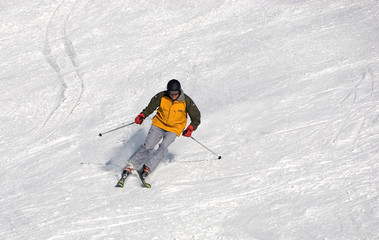skier man moving down