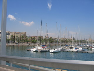 Fototapeta na wymiar Vue du Port de Barcelone