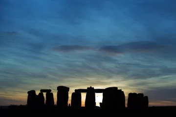 Schapenvacht deken met patroon Rudnes Stonehenge at sunset