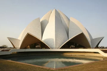 Wall murals Place of worship lotus temple in the evening sky, delhi, india