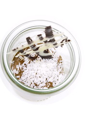 schokoladen mousse mit kokusnuß