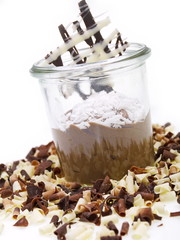 schokoladen mousse mit kokusnuß